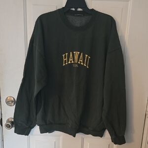 Brandy Melville Hawaii USA Embroidered Crewneck Sweater - Dark Green